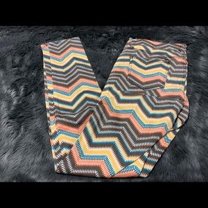 True Freedom Juniors Tribal Print Jean Pants